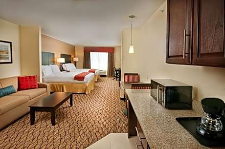 Suite with Two Queen Beds - Hearing Accessible
