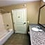 AmeriVu Inn and Suites - Chisago City