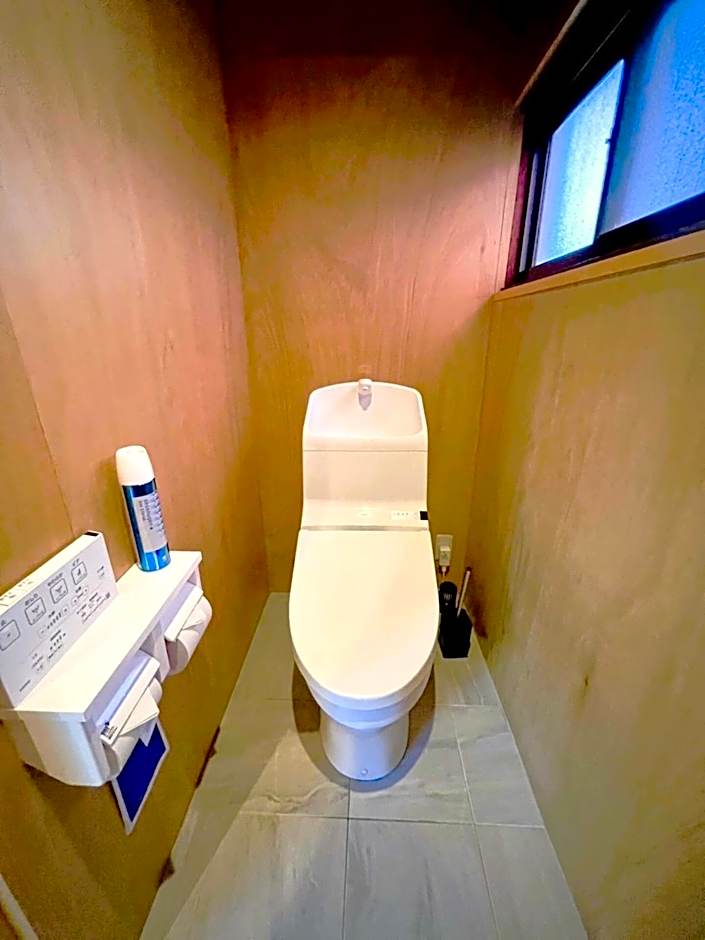 SUMITSUGU HOUSE Grandpa