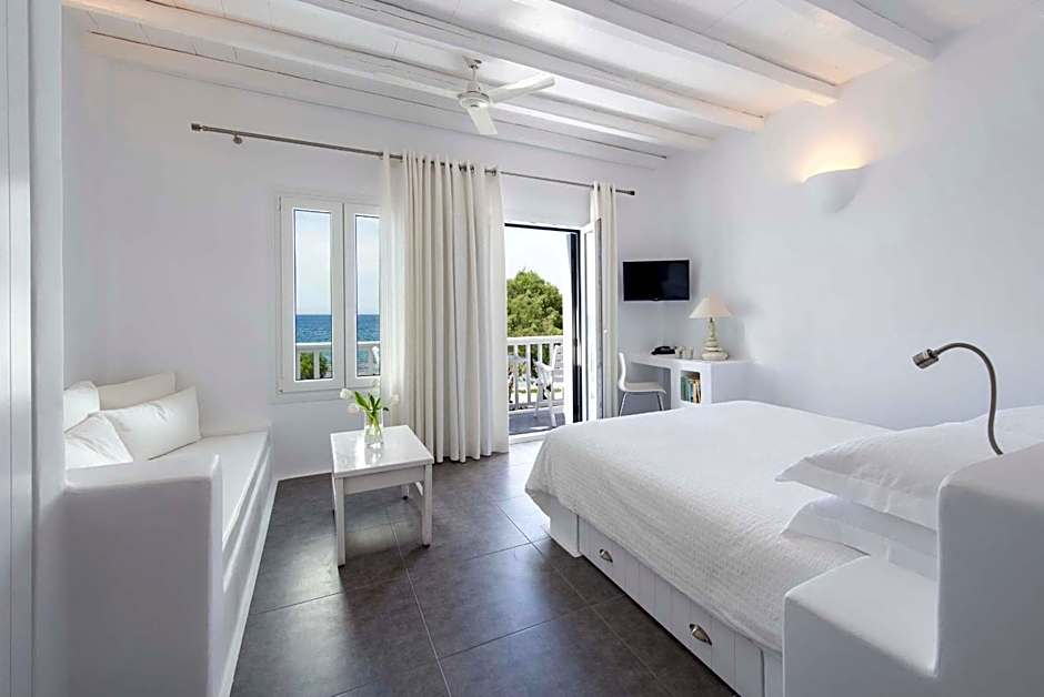 Nefeli Sunset Studios