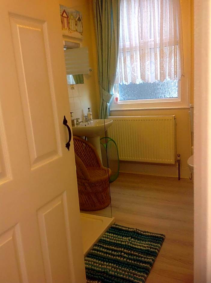 Cleasewood Guest House