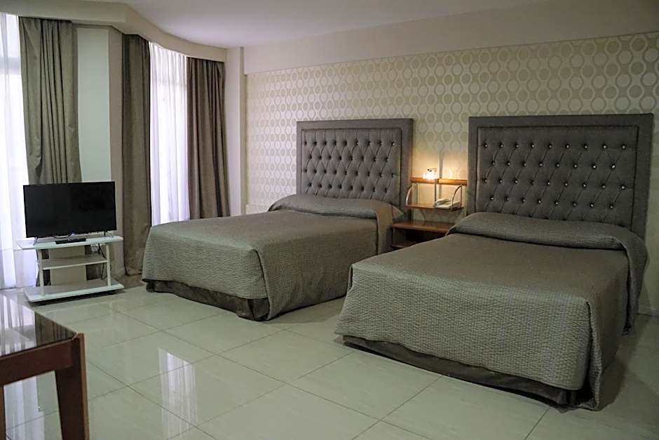 Howard Johnson Hotel Rosario
