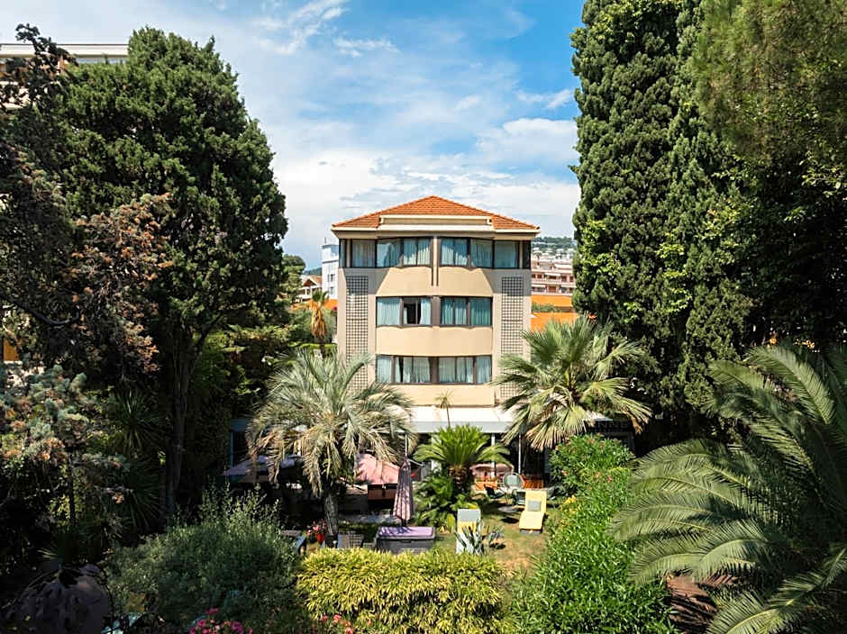 Photo 1 sur 42 de Hotel Cezanne