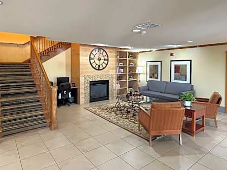 Country Inn & Suites by Radisson, Owatonna, MN