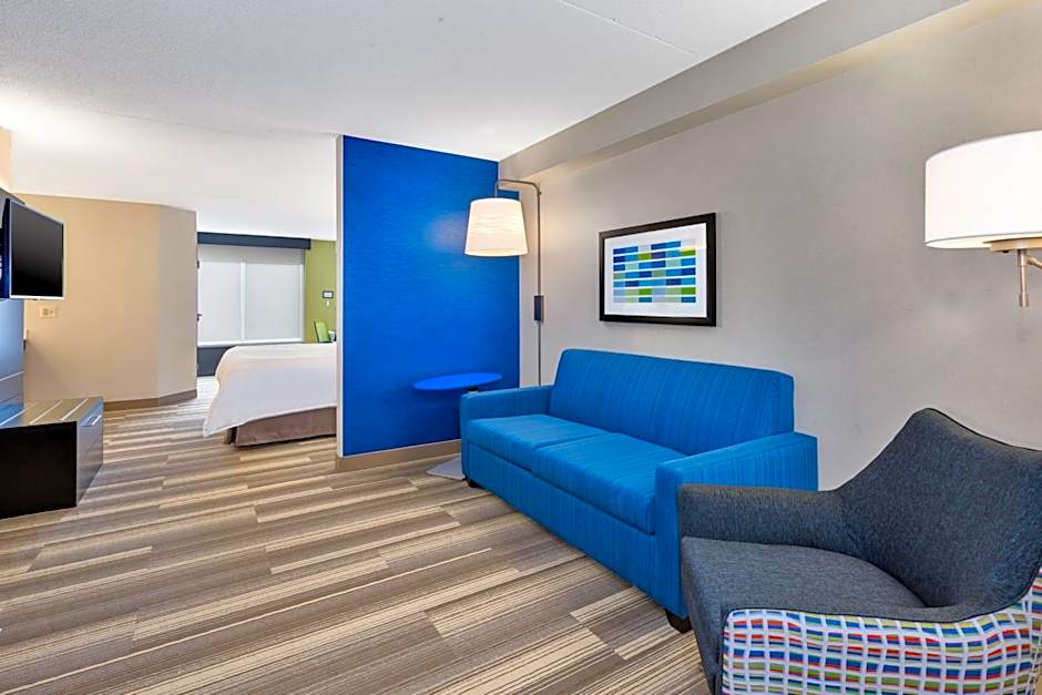 Holiday Inn Express and Suites Blacksburg- University Area By IHG