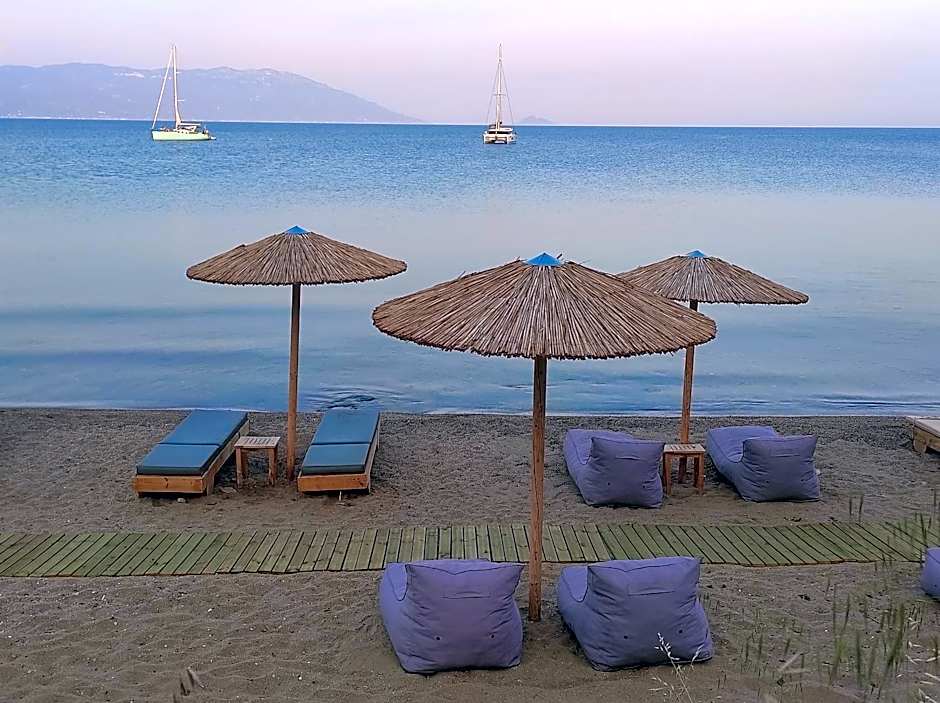 Nereides Seaside Apartments