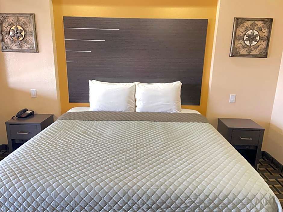 Homegate Inn & Suites West Memphis