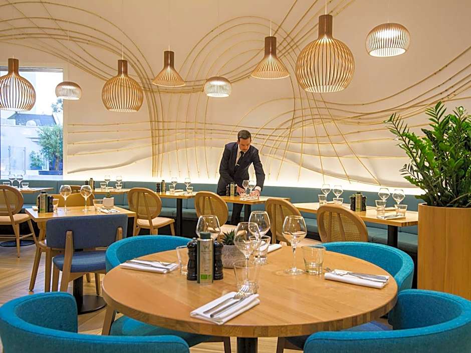 Novotel Nice Arenas Airport Hotel