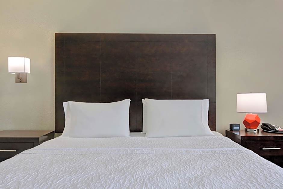 Hampton Inn By Hilton Greenwood
