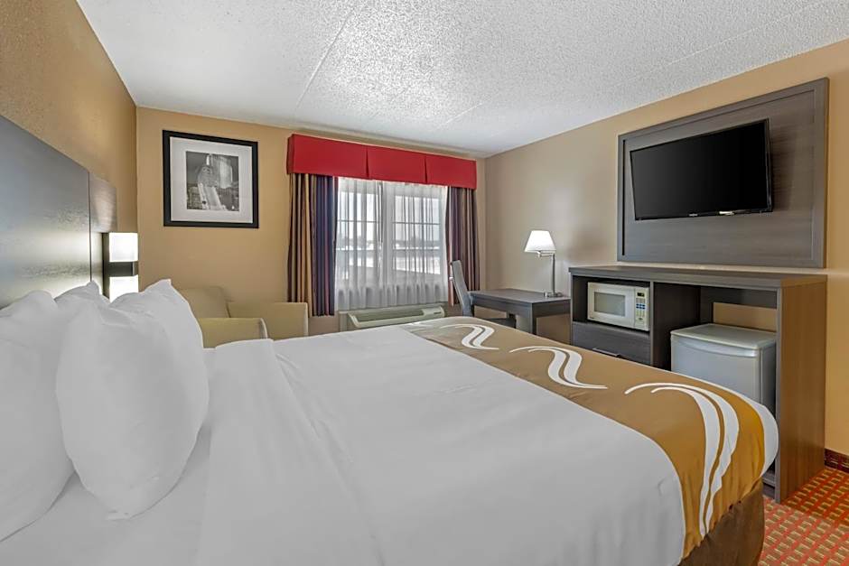 Quality Inn & Suites Lincoln South