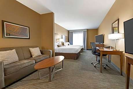 Queen Suite with Two Queen Beds with Sofa Bed