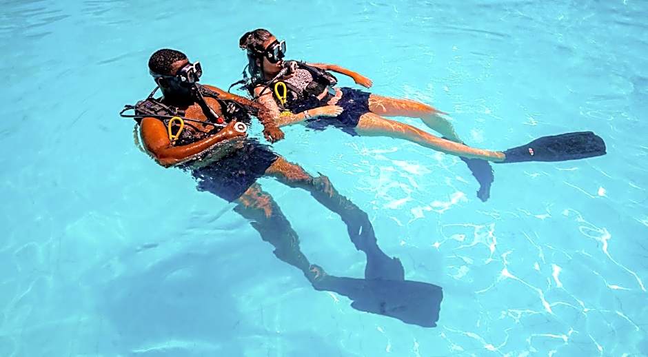 Papillon Lagoon Reef Hotel