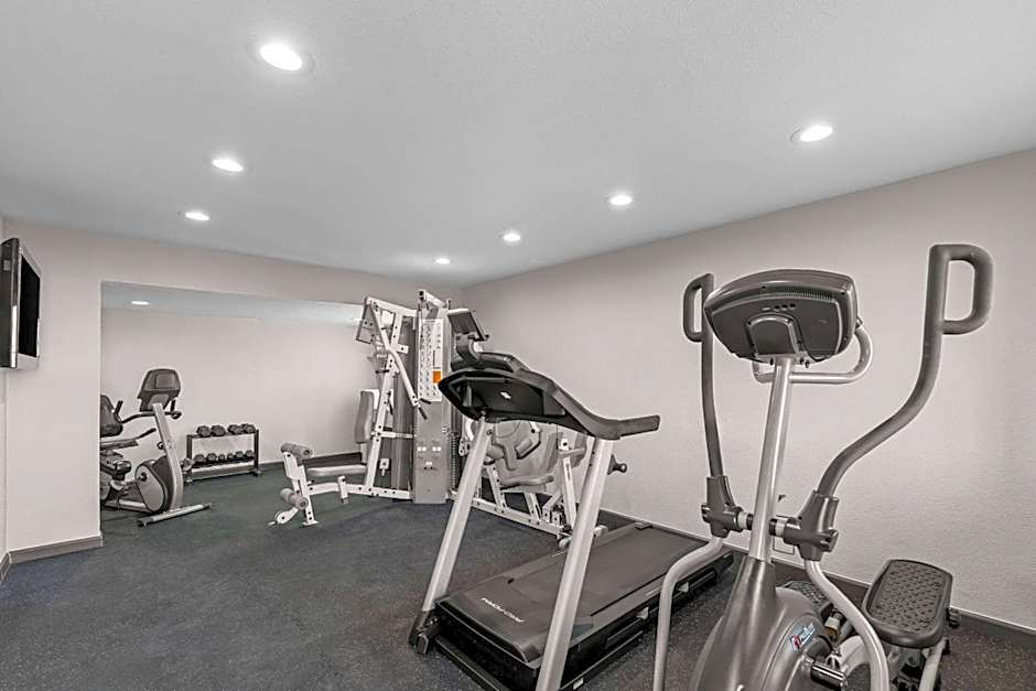 Days Inn by Wyndham Gainesville