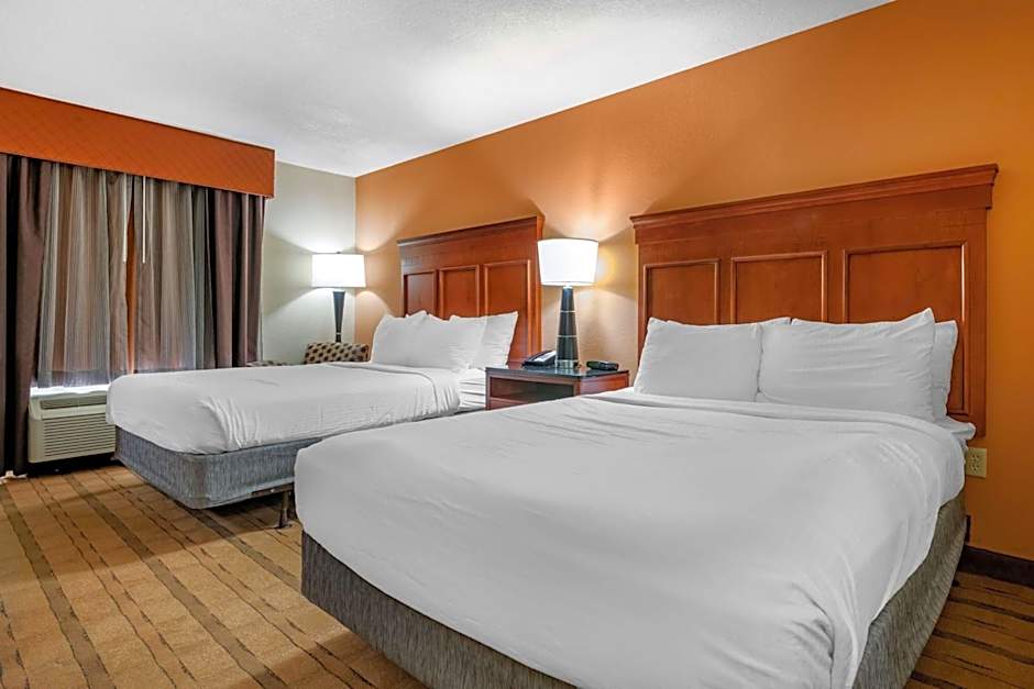 Photo 1 of 5 of 2 Queen Beds Suite
