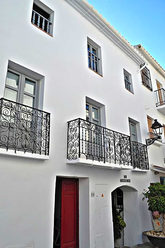 EL TORREON 109 CHARMING - Recomendado Adultos