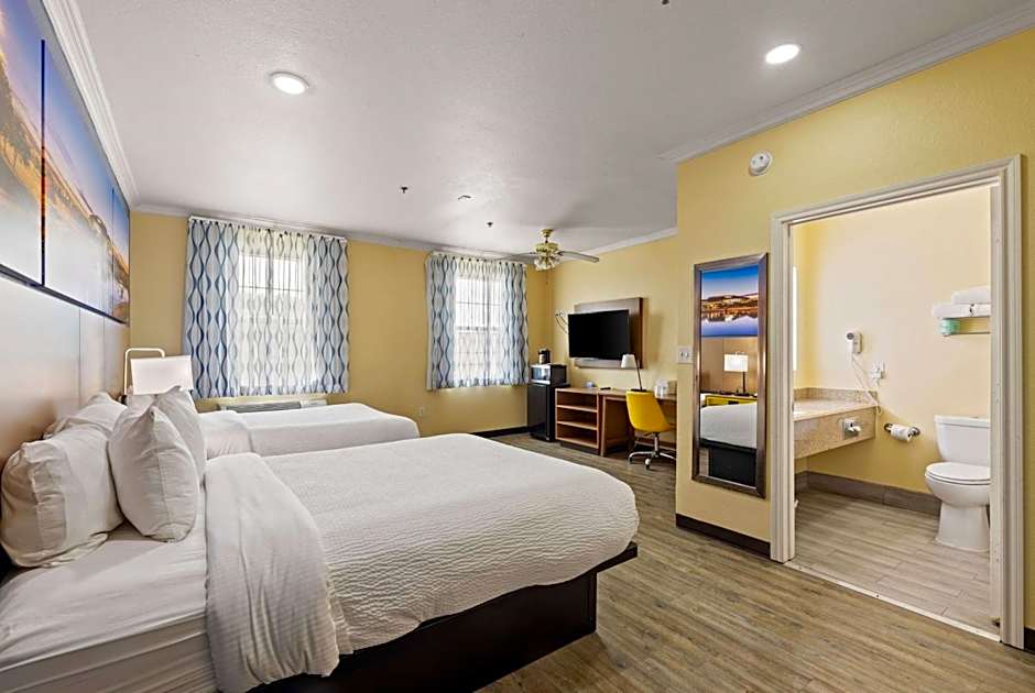 Days Inn & Suites by Wyndham Ft. Worth DFW Airport South