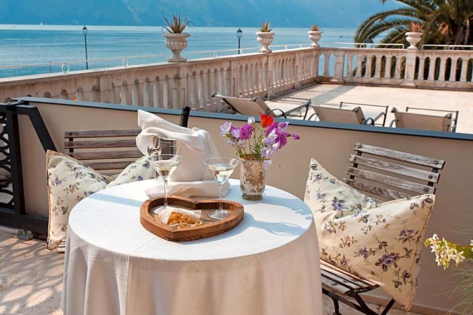 Bellavista Hotel Deluxe Apartments