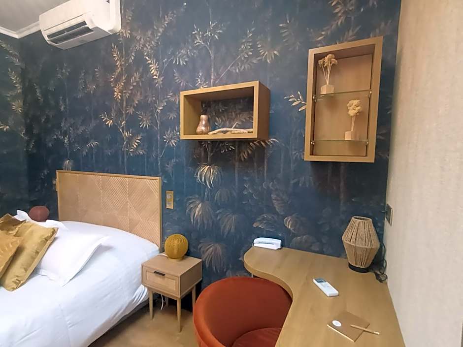 Logis Hôtel La Brèche - Restaurant Berthelot