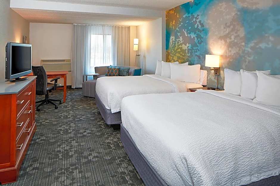 Courtyard by Marriott Bloomington by Mall of America