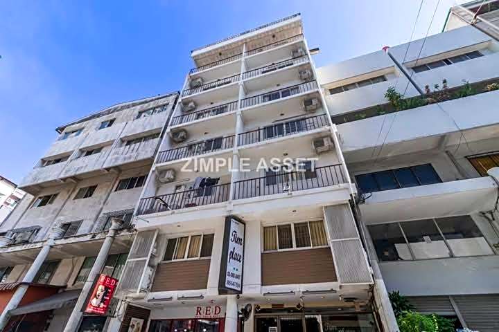 Tim Place - BTS Phra Khanong