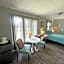 Claddagh Motel & Suites