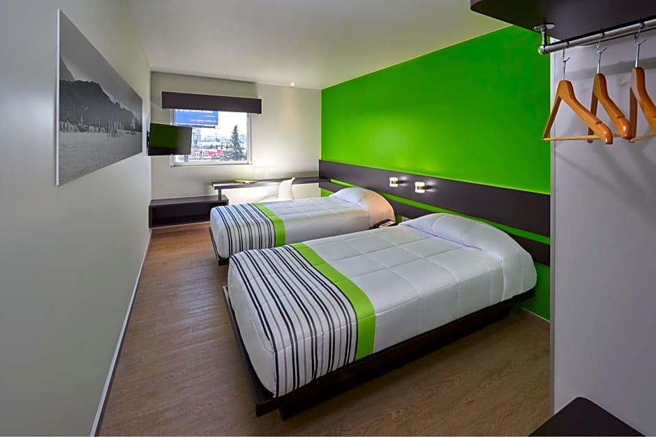 City Express Junior by Marriott Toluca Zona Industrial