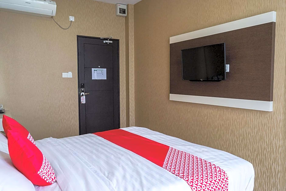 Vaccinated Staff - OYO 676 Hotel Osaka