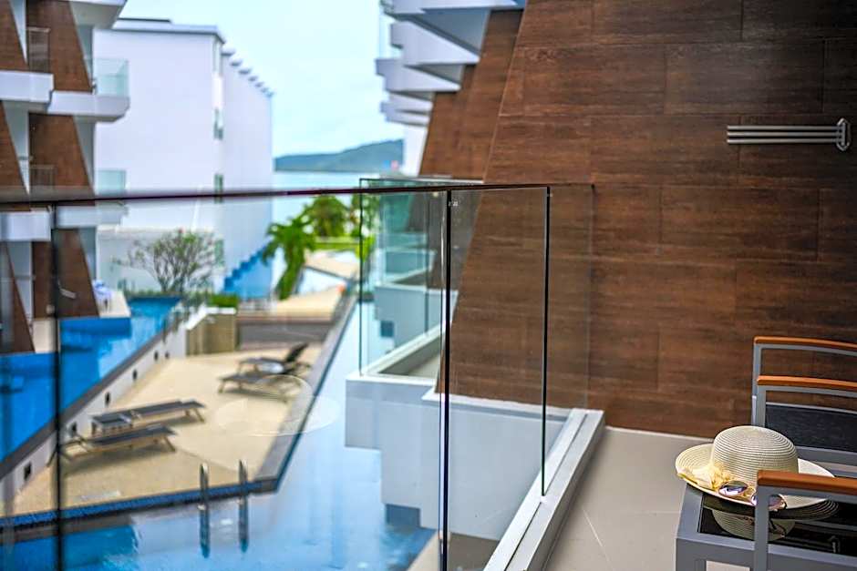 The Beachfront Hotel Phuket