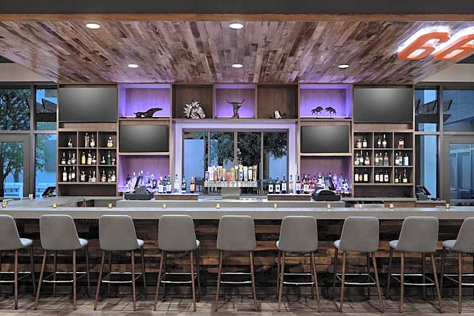 Marriott Dallas Allen Hotel & Convention Center