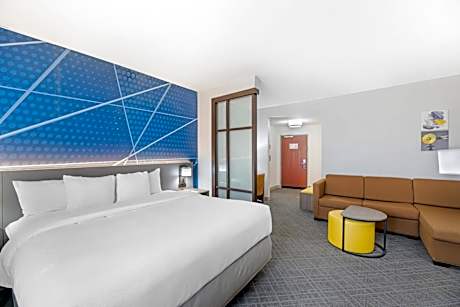 King Suite with Accessible Bath Tub - Accessible/Non-Smoking