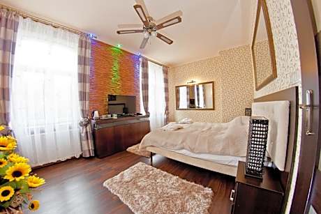 Comfort Double Room with unlimited access to Roman Terms