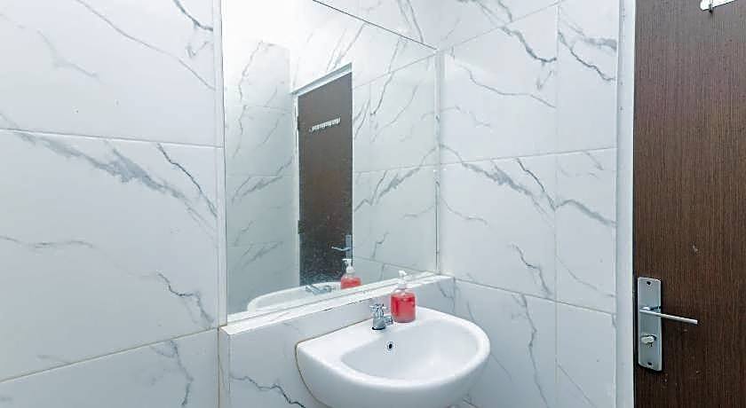 RedDoorz near RSUD Banten Serang