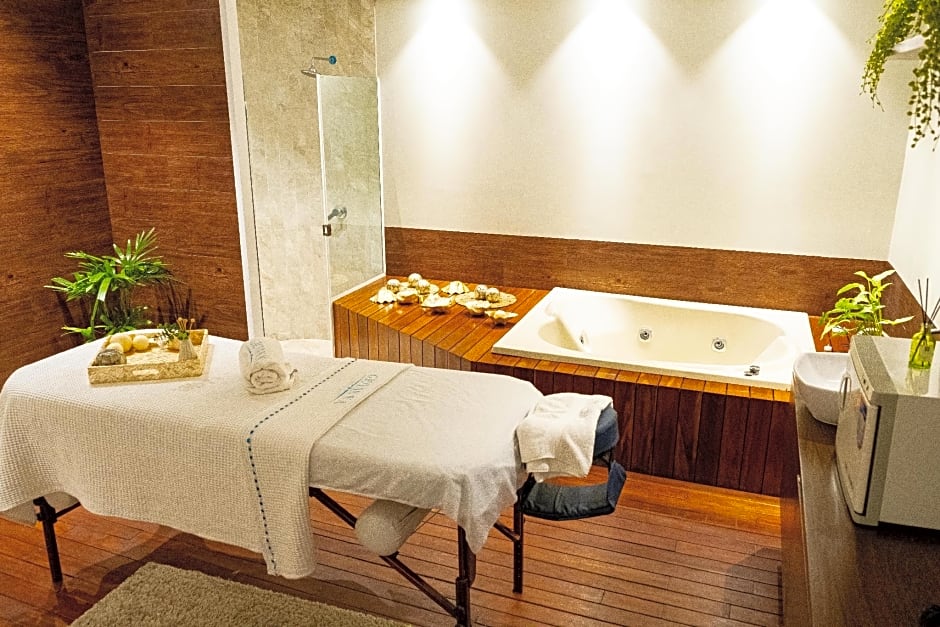 Radisson Hotel Santa Cruz