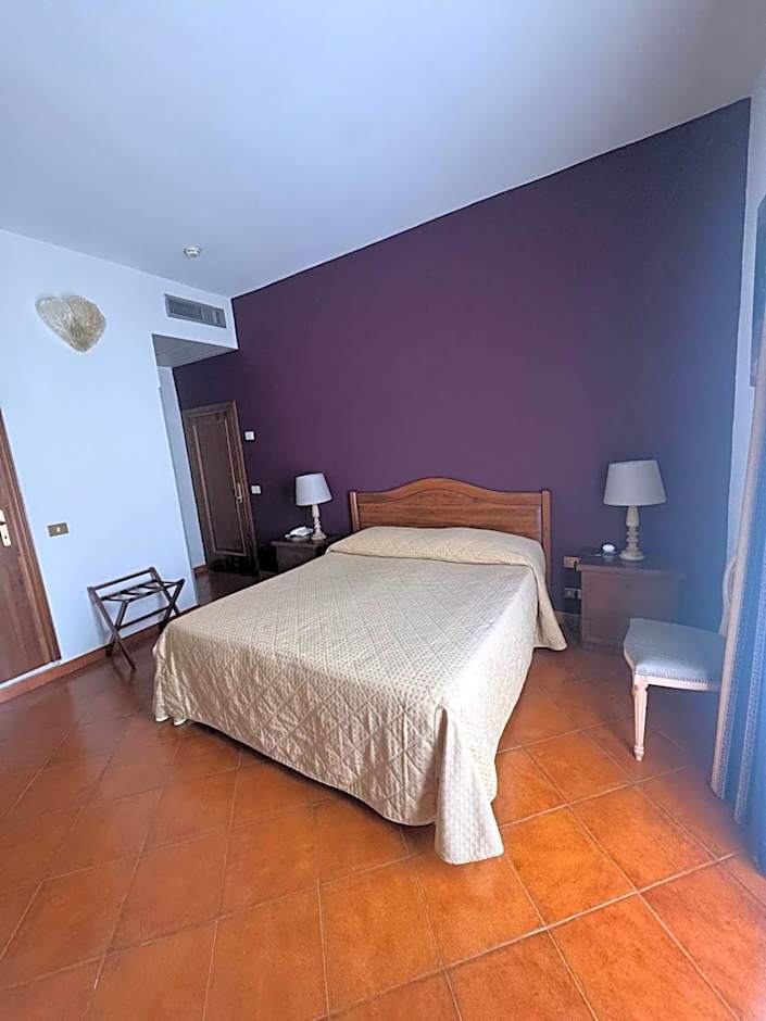 Hotel Bologna