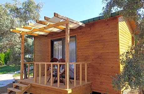 Deluxe Bungalow with Garden View