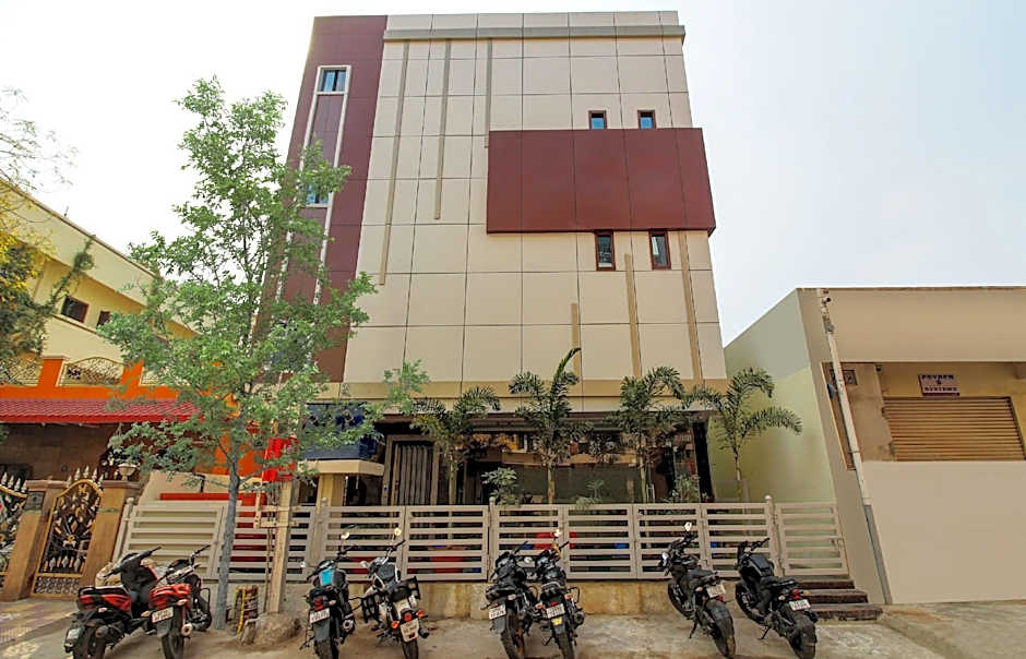 White Ridge by OYO Rooms – Hyderabad, 