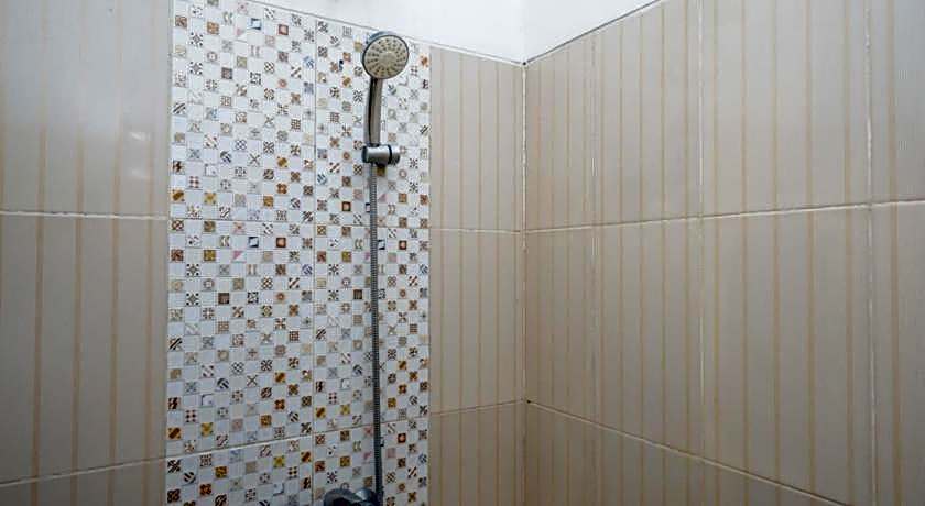 RedDoorz Syariah near Alun Alun Kota Rembang