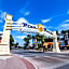 Beach Place Seconds to Beach 23