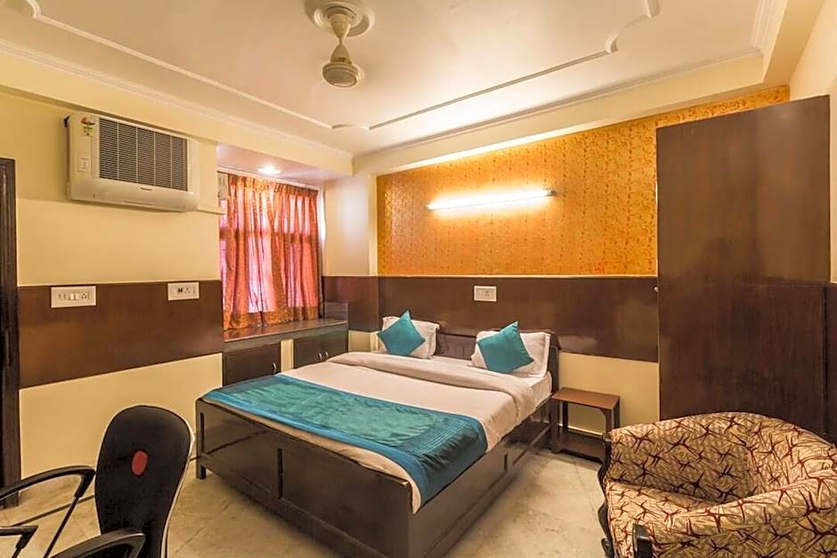 Airport Hotel Olive & Blue