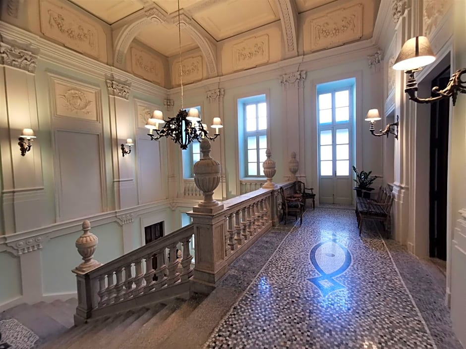 Royal Palace Hotel