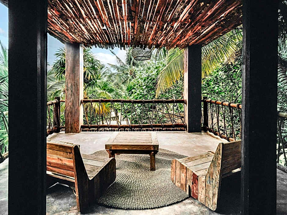Foto 1 daripada 4 — Beachfront