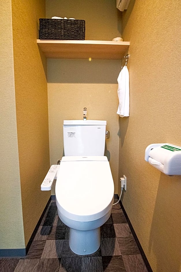 Xcellent Hotel