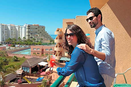 Twin Room with Pool View