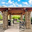 Staybridge Suites Williamsville - Buffalo