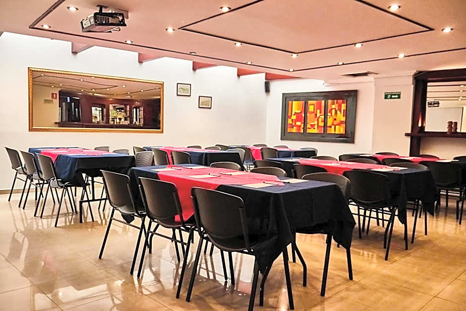 Hotel Virrey Central