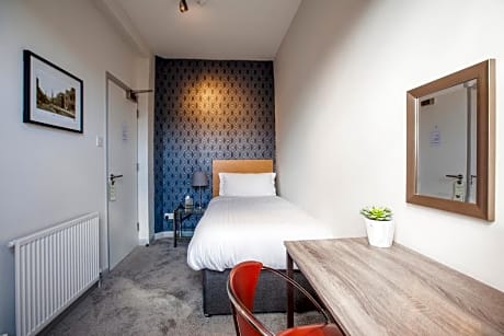 Single Room with Separate Private Bathroom