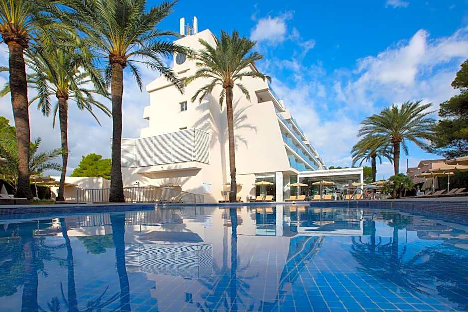 Mar Hotels Playa de Muro Suites