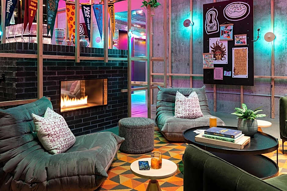 Moxy Portland Downtown