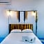 Red Panda Hostal