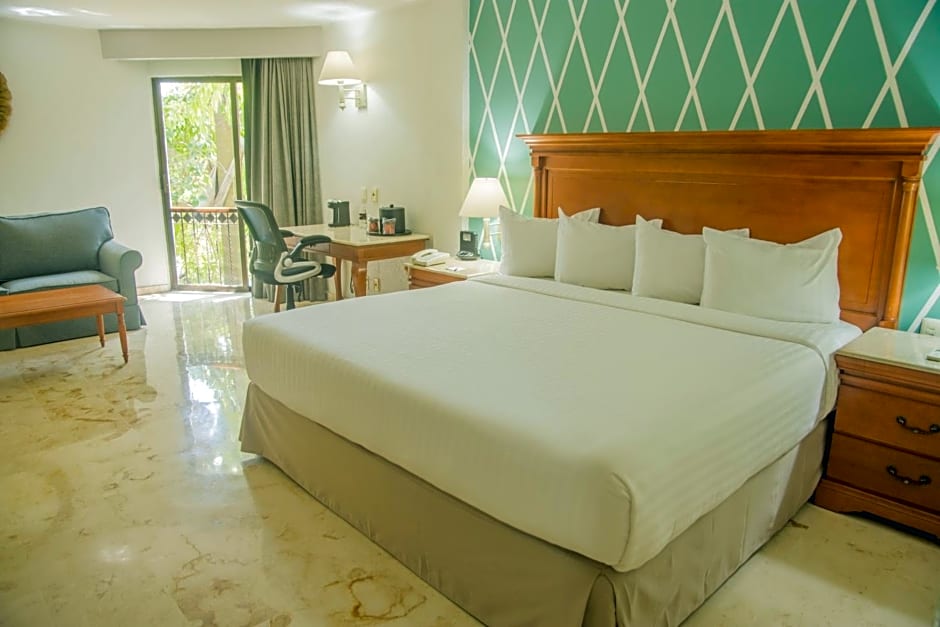 Continental Caribe Bay
